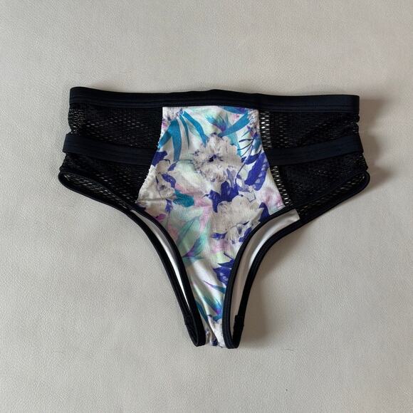 Victoria’s Secret Floral Print Mesh Sides High Waisted Bikini - Picture 7 of 9